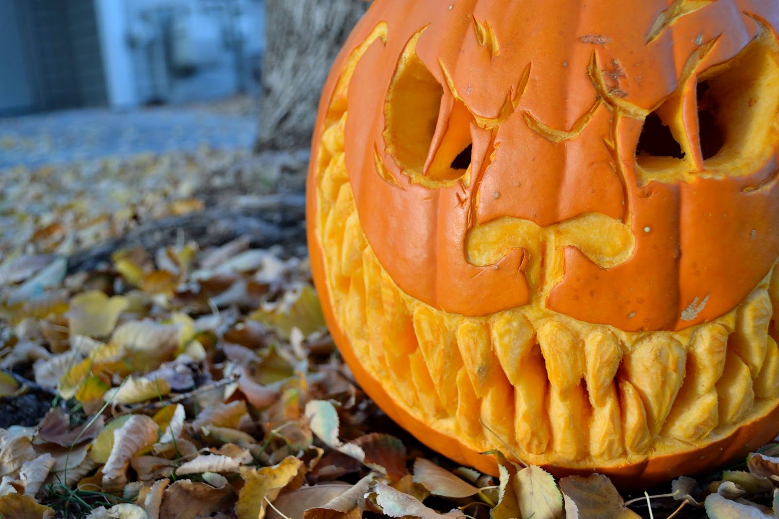 Pumpkin Carving Ideas for Halloween 2018: Still More Awesome Pumpkin ...