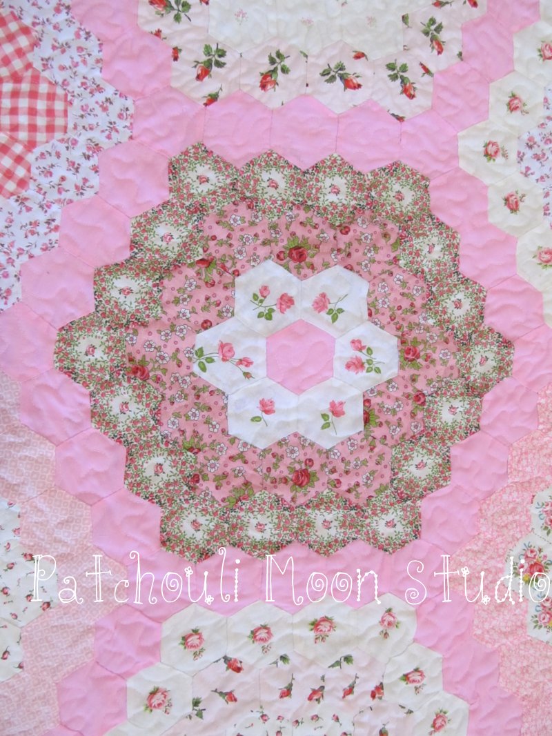 Patchouli Moon Studio Grandmother's Flower Garden Quilt