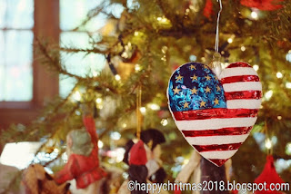 Cheerful Christmas traditions in America 