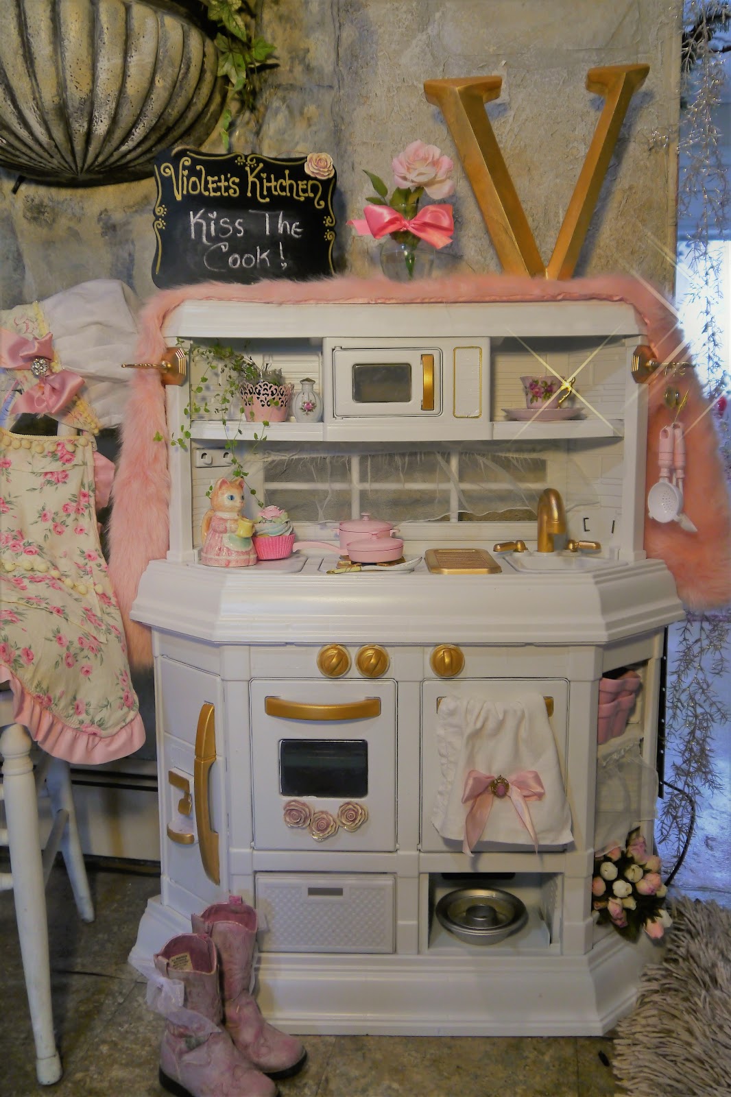 Suzy Homefaker Kids Play Kitchen Redo Makeover