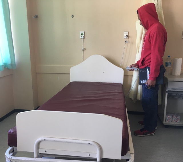 Thomsons In Tonga Ma'a Fafine Moe Famili and Vaiola Hospital Bed Donation