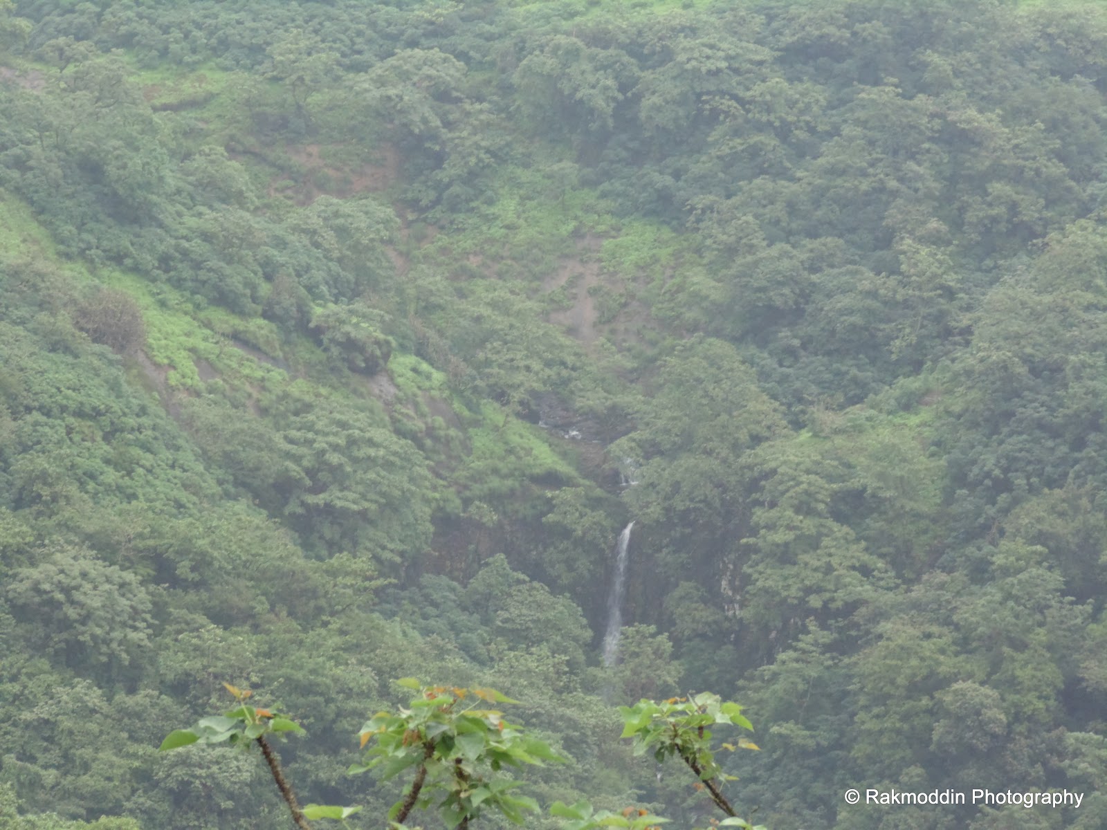 Monsoon bike ride to Madhe Ghat