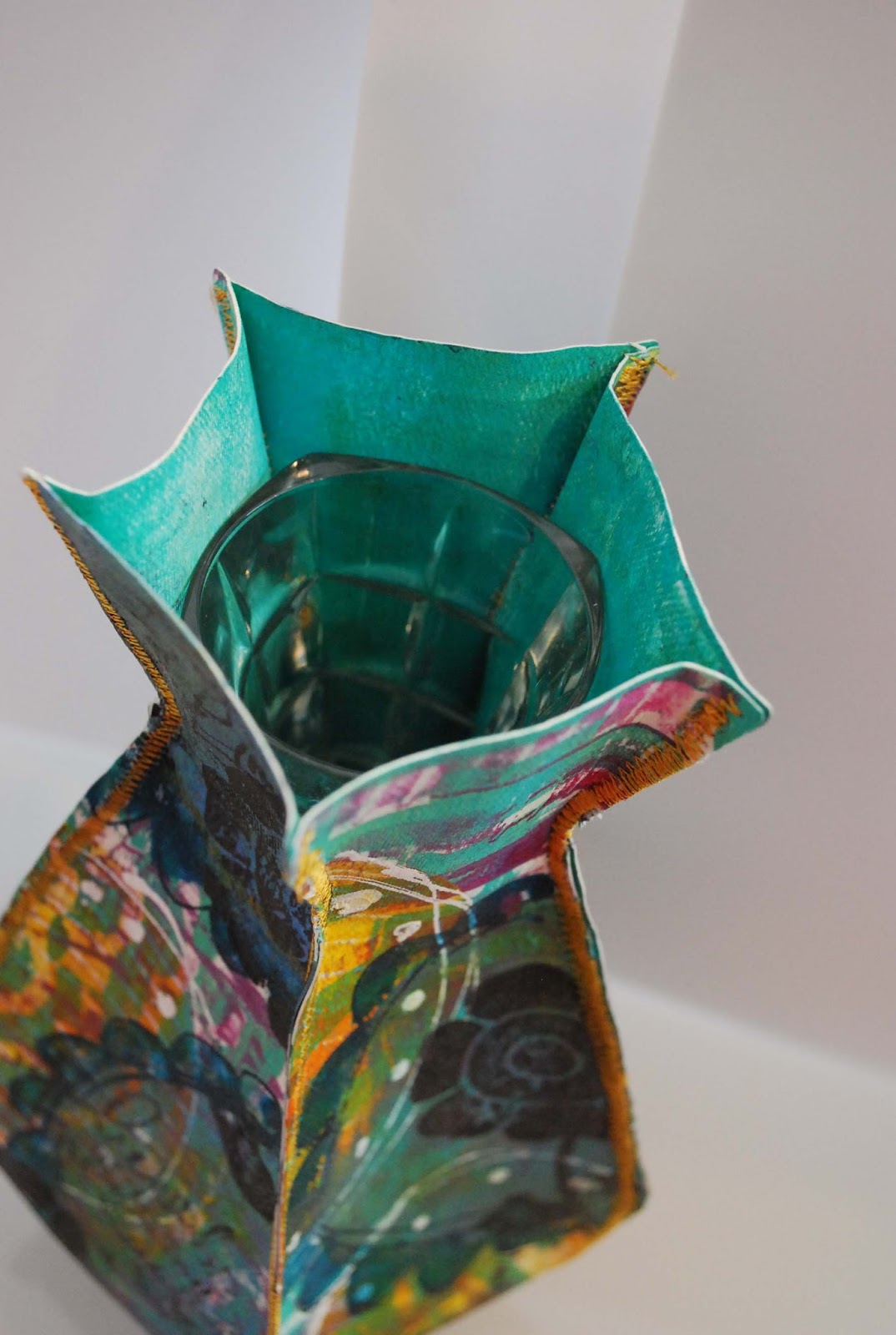 The Art House Studio Krafttex "Fabric" Vase (via ustream)