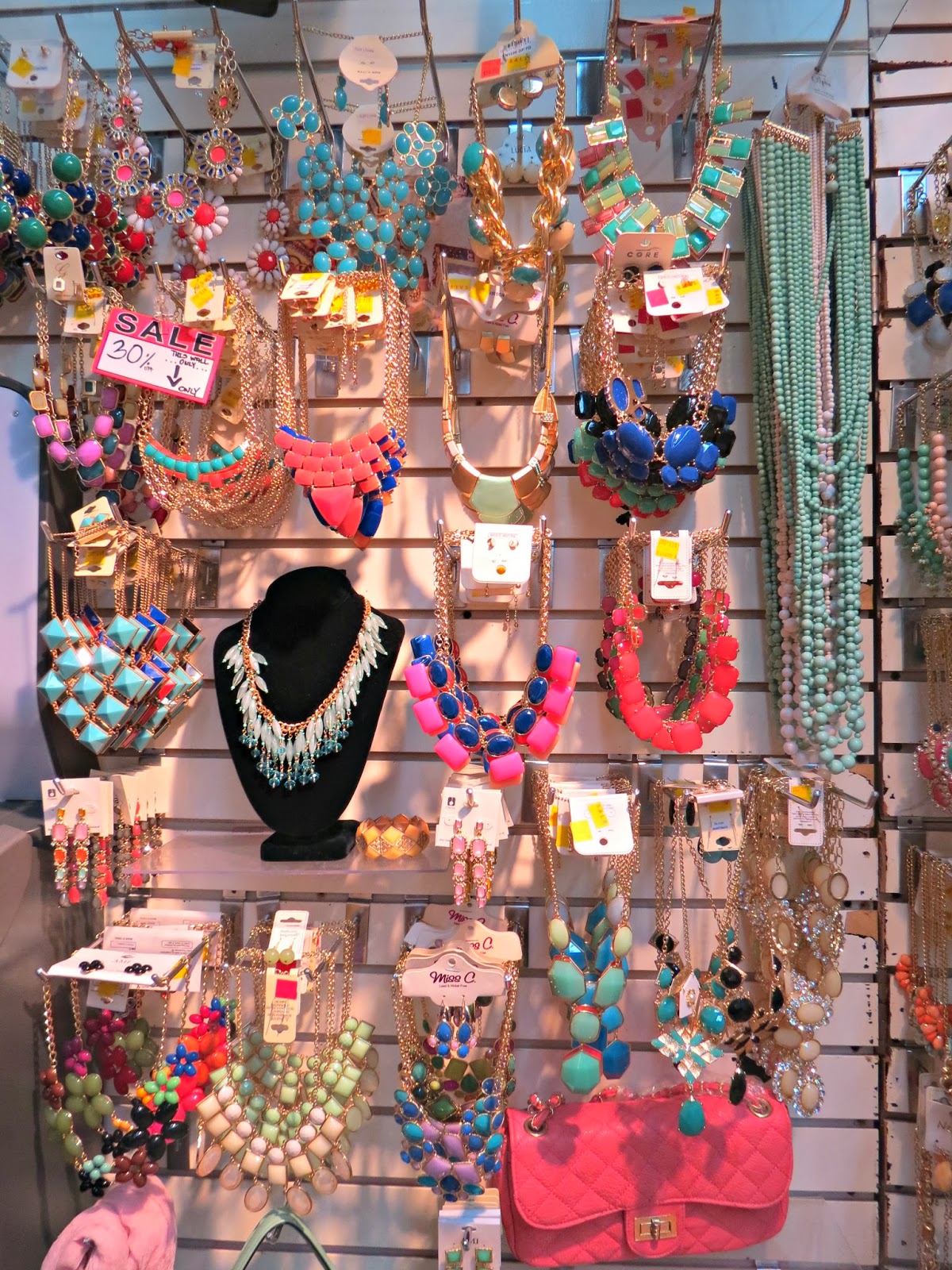The Santee Alley Weekly Fashion Finds Deals, Sales, & Discounts!