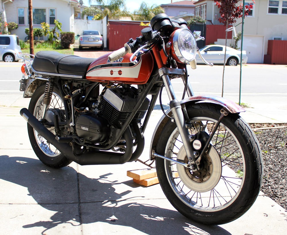 1974 Yamaha RD350 Black Plate Motorbykes