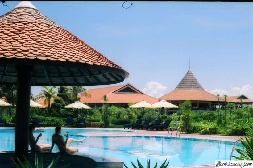 20 Resort Hội An giá rẻ đẹp gần biển và phố cổ, có bãi tắm riêng, hồ bơi