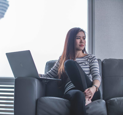 woman with laptop