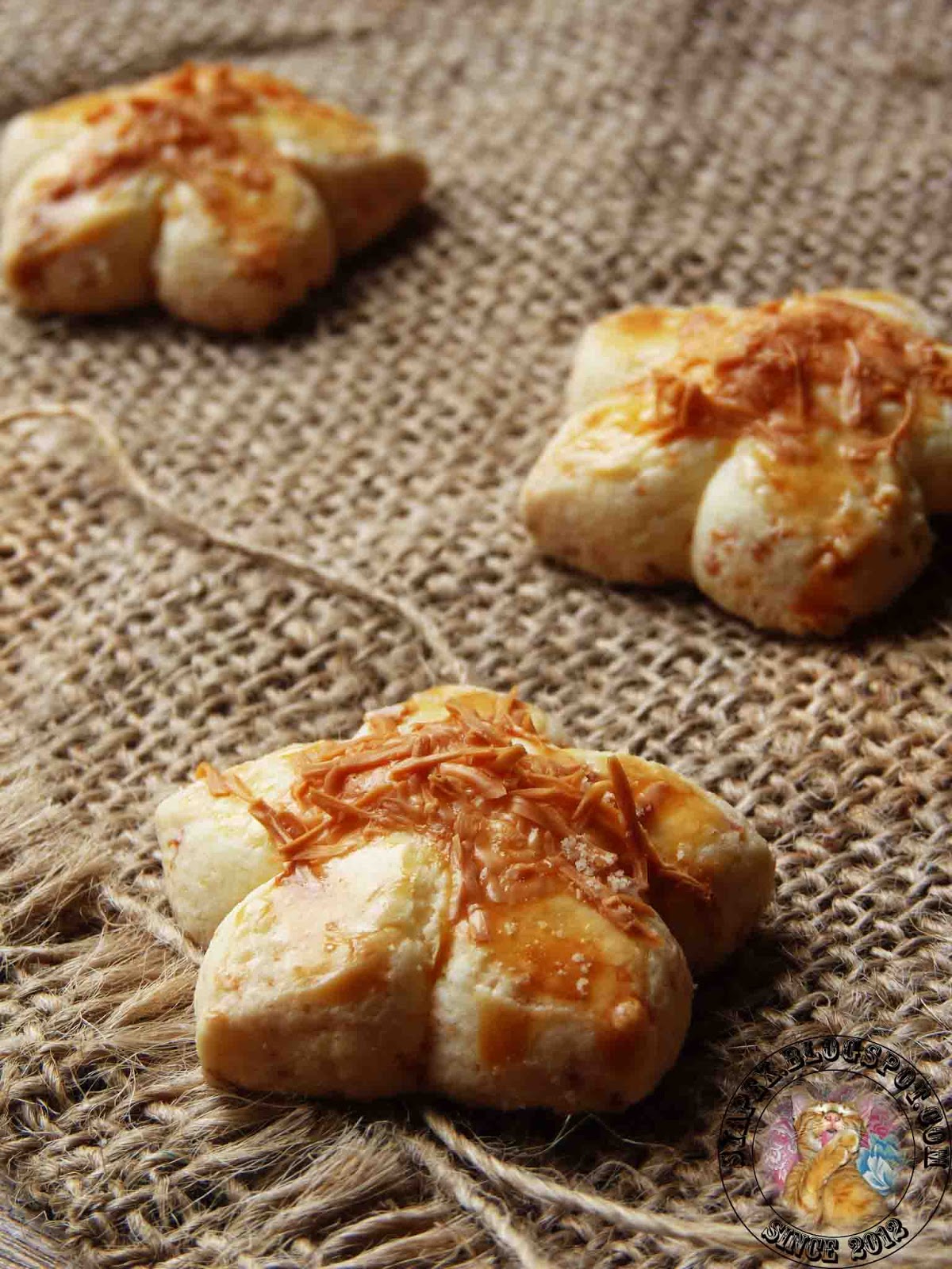 Syapex kitchen: Biskut Bangkit Cheese