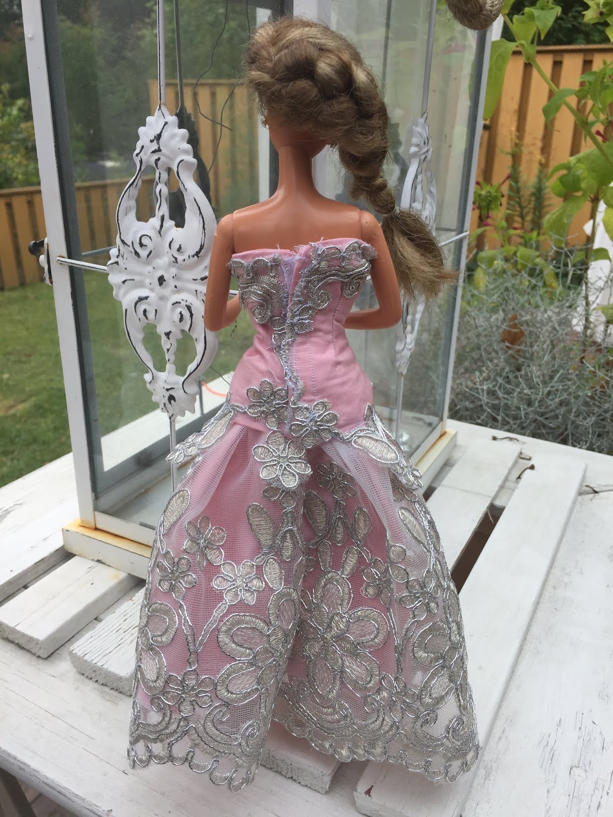 Got Glue - Will Craft: Barbie dresses, part 2