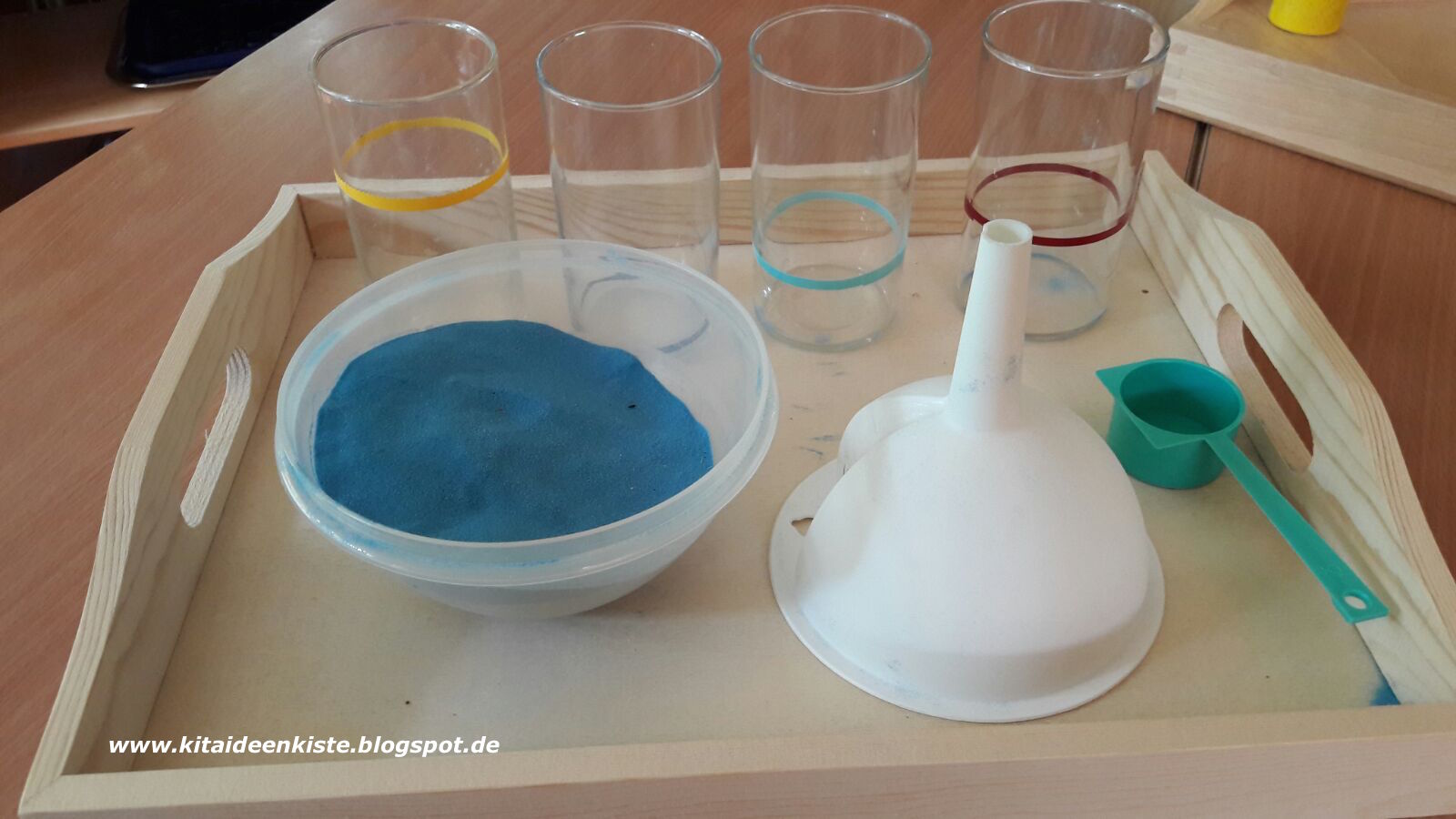 Drei Lerntabletts in verschiedenen Farben