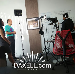 RENTAL IPAD TELEPROMPTER IN SINGAPORE, Text us. Rent Tablet Ipad Prompter in Singapore Town, renting ipad telepompter with us, rent tablet prompter for video shooting, rental service of tablet ipad teleprompter for video interview with us.