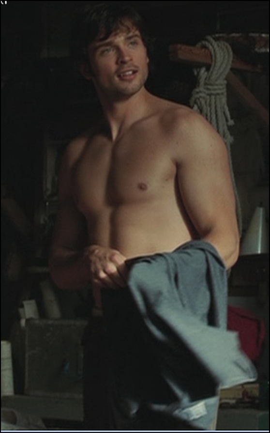Male Stars Naked: Tom Welling