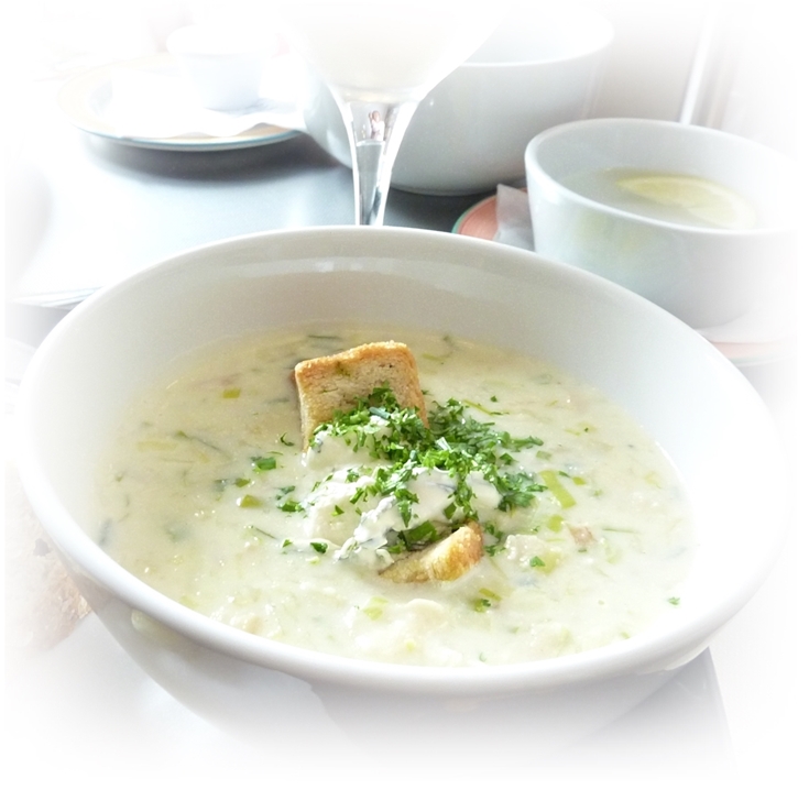 Seafood Chowder & Pepper "Wine" sudden lunch! suzy bowler