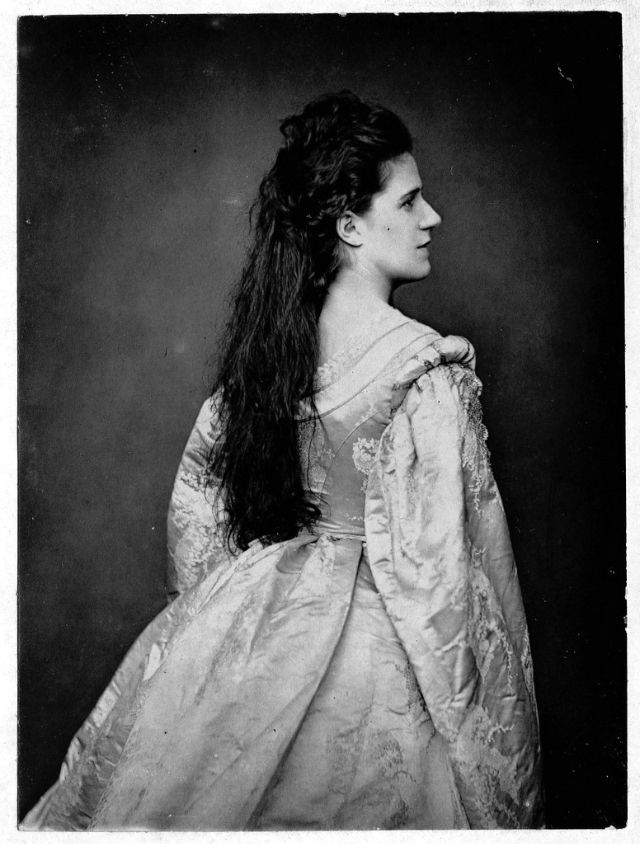 Amazing Photos Show How Women S Hairstyles Have Changed Over The Years Throughout The 20th Century Vintage Everyday