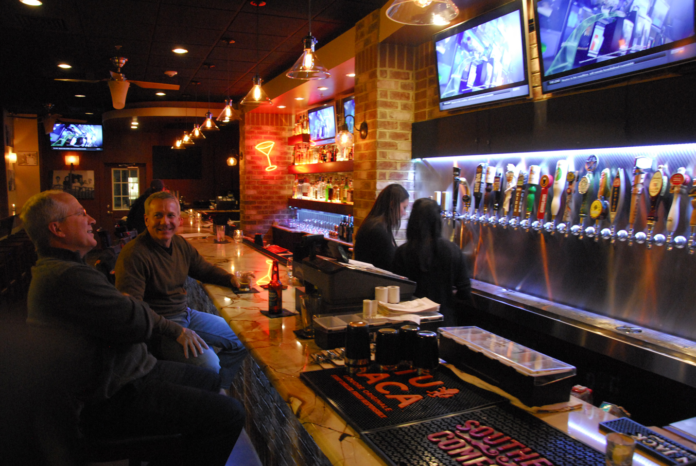 Ghostman on Third The Best Spots in Hampton Roads to Catch March Madness