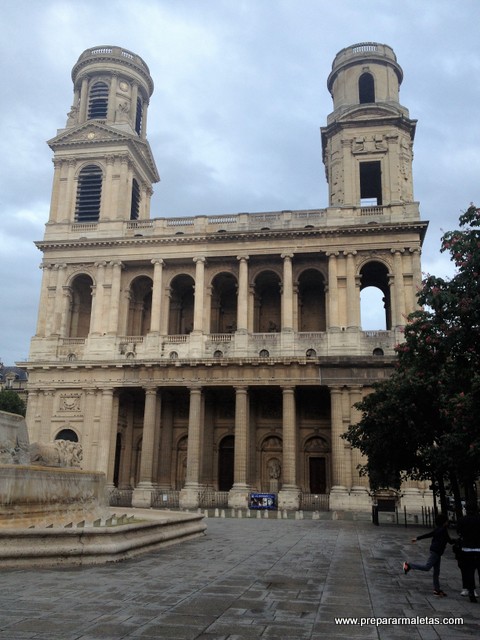 Iglesia St Sulpice  en París