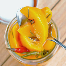 Spicy Pickled Peaches