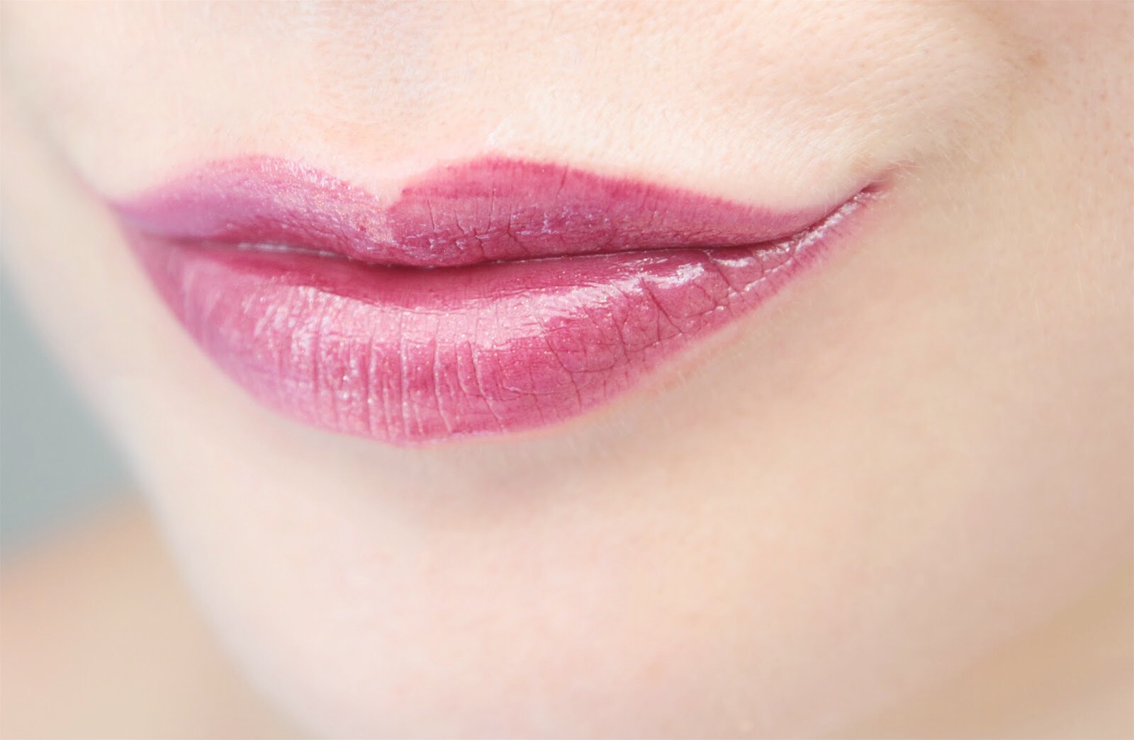 Color Riche Gold Obsession {Swatches} | kleo beauté