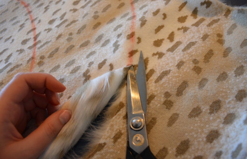 The Closet Historian DIY Faux Fur Collar