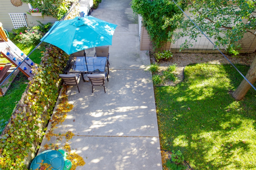 The Chicago Real Estate Local For Rent! Open House for three bedrooms