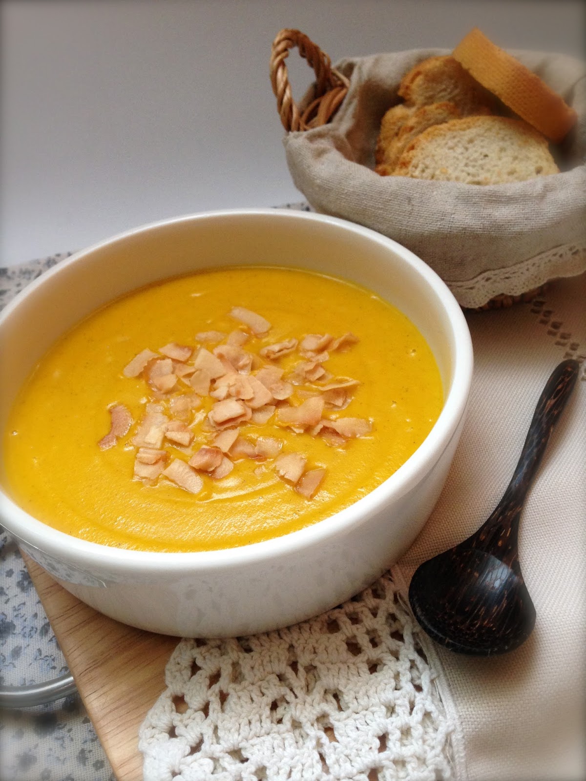 Today in my Menu Crema de Zanahoria y Leche de coco al aroma de Canela y Curry (con Thermomix)