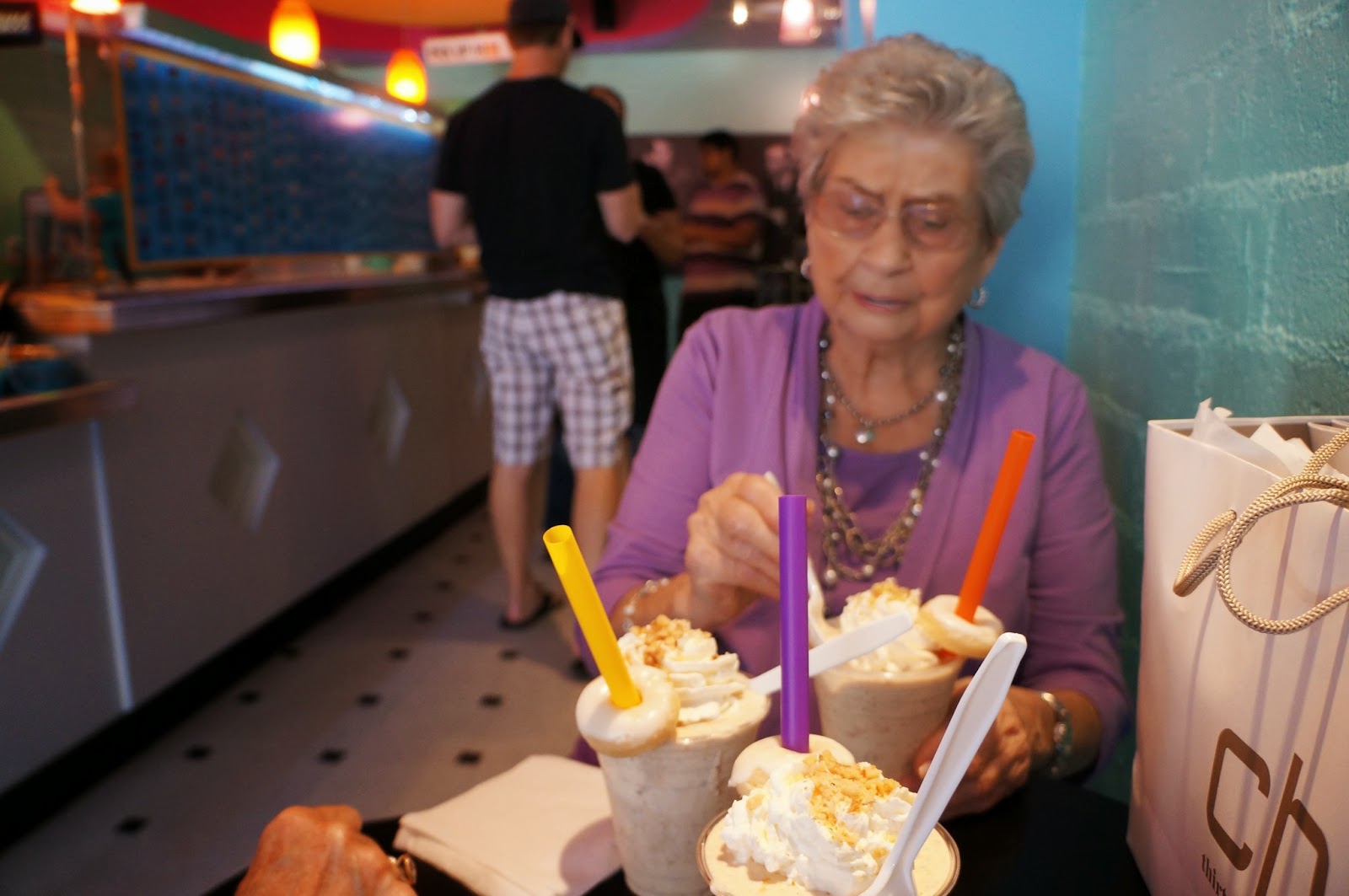Palm Springs Memories BananaWalnut Date Shake/Smoothie