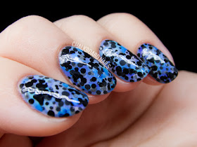 Bobtail squid nail art by @chalkboardnails