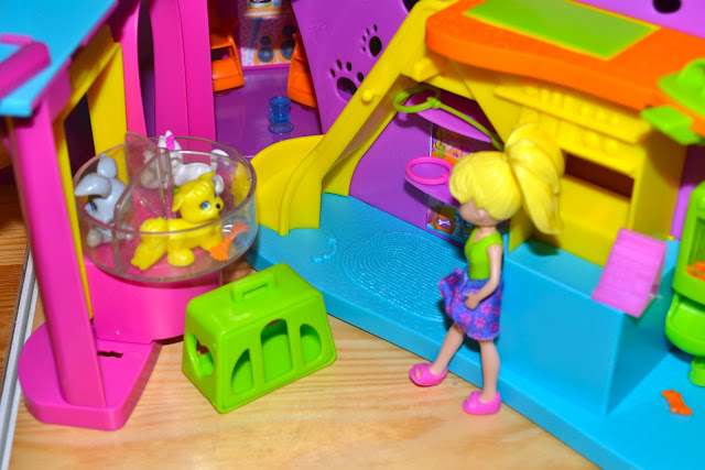 Polly Pocket Mom Central