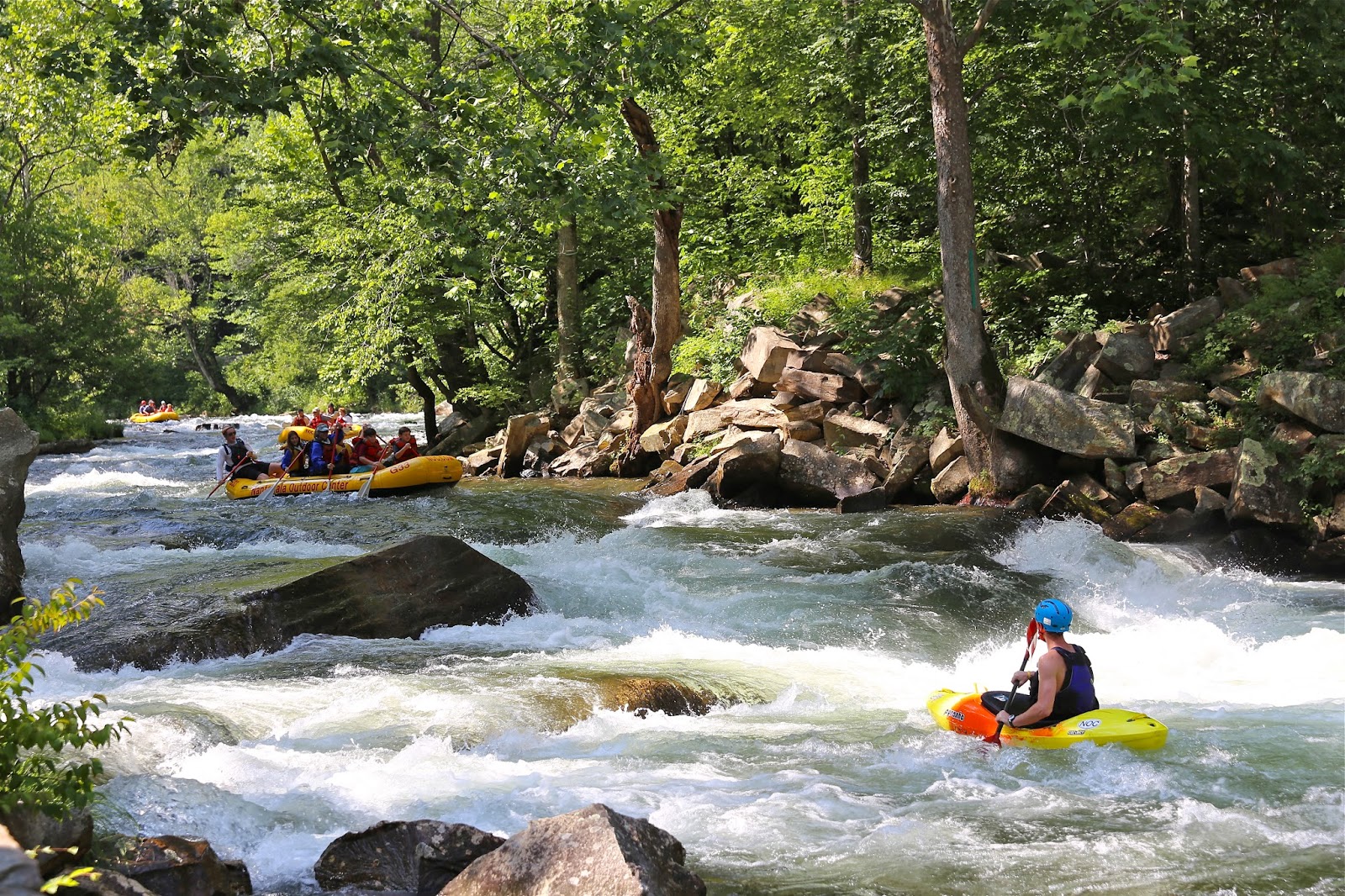 Sweet Southern Days Rowing Down The Nantahala River