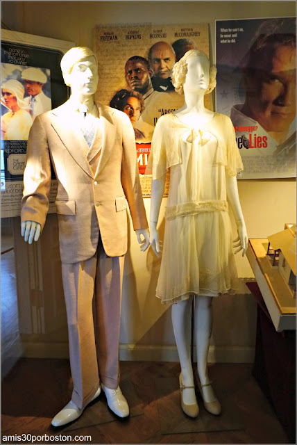 Vestido de Mia Farrow y Traje de Robert Redford durante "El Gran Gatsby" en la Mansión Rosecliff, Newport