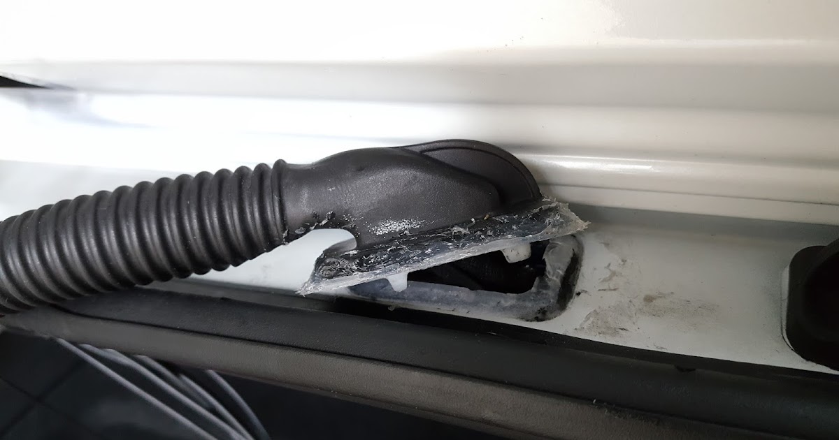 CBX RNS510 & Accessories Golf 7 Rear Hatch Grommet Replacement