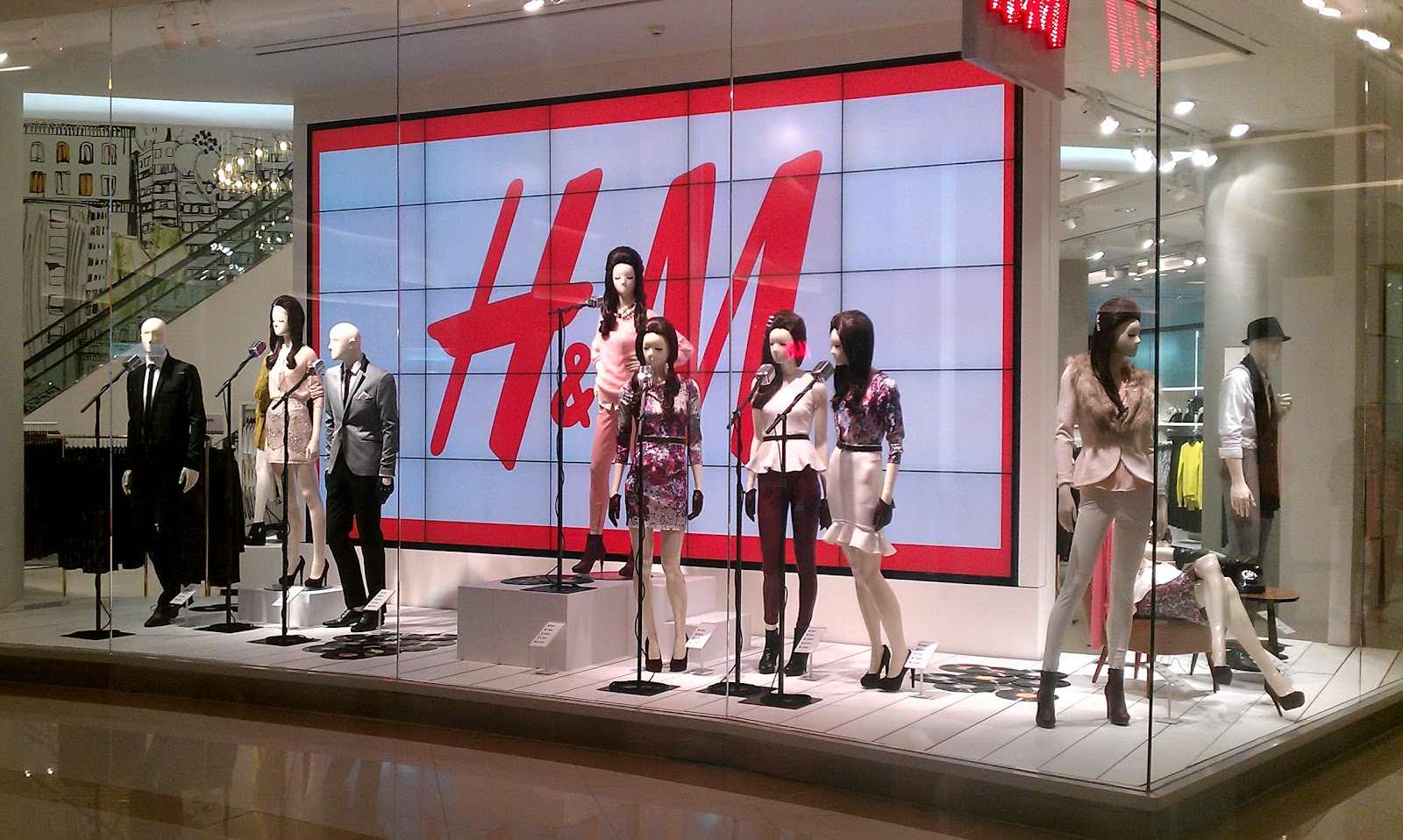 H h client. H M магазин. Коллекция магазина h m. НМ одежда интернет магазин. HM одежда.