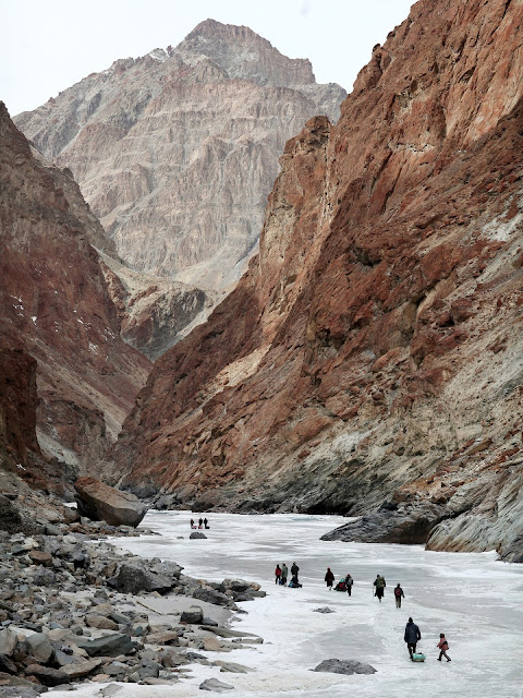 frozen lake, frozen lake chadar trek, berpetualang, Pengalaman Berharga Seumur Hidup