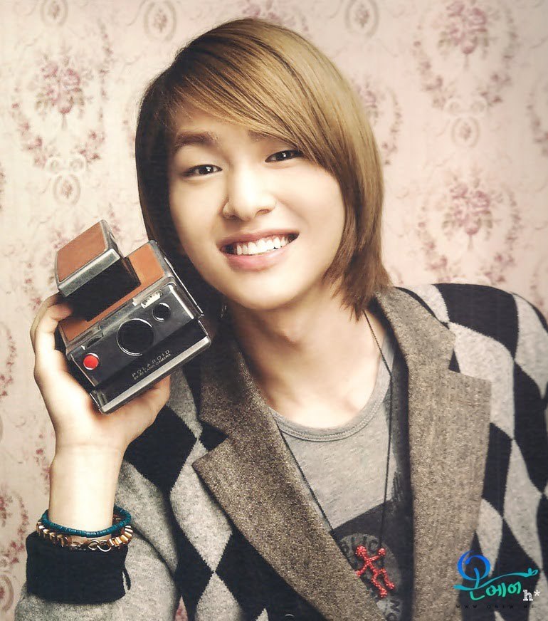 bellaberlianashinee Profile SHINee