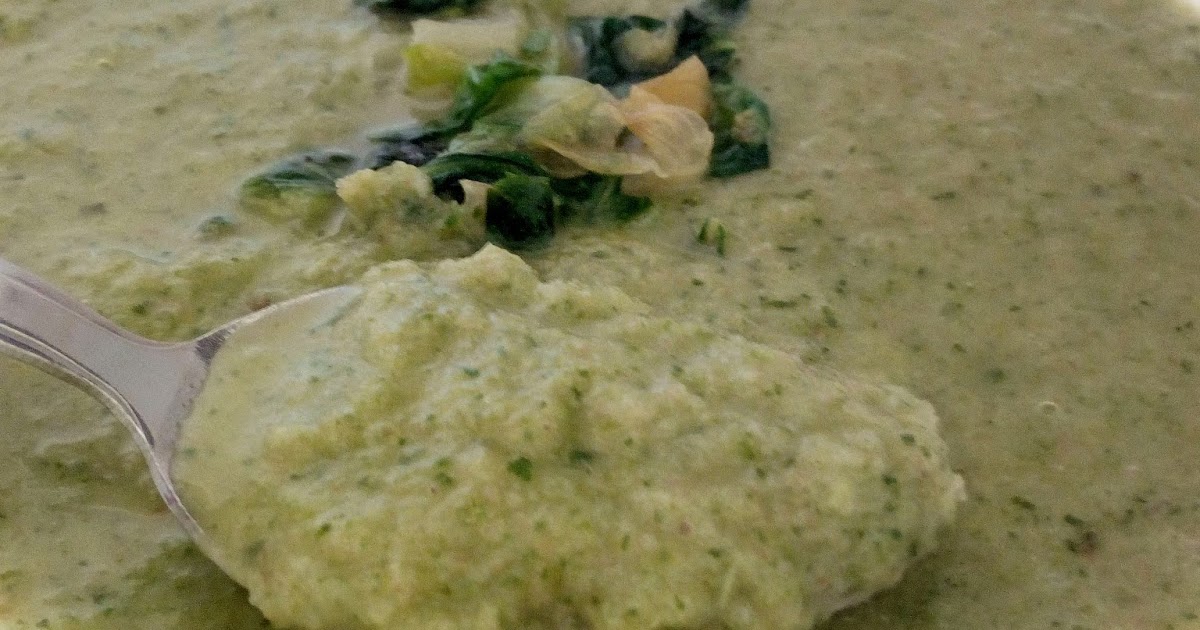 La Nuez Moscada: (Cold) Creamy lettuce and fresh onion soup