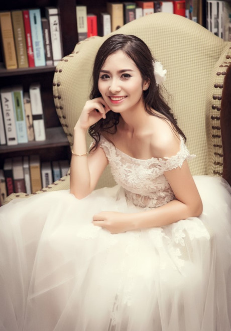 Ngam nhan sac long lay cua 15 nu sinh DH Ngoai thuong - Anh 7