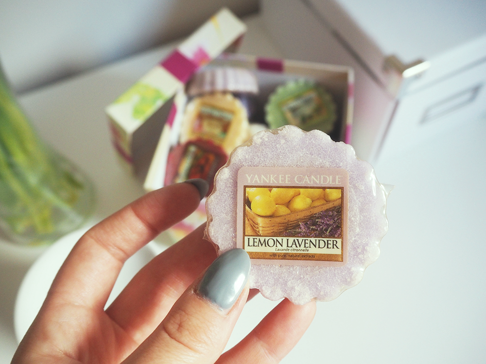 YANKEE CANDLE WAX MELTS & WARMER VIPXO