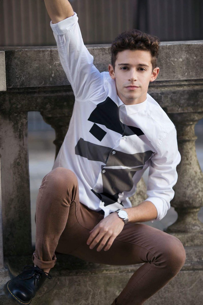 [Sesja zdjęciowa] Ruggero ponownie przed obiektywem Ruggero