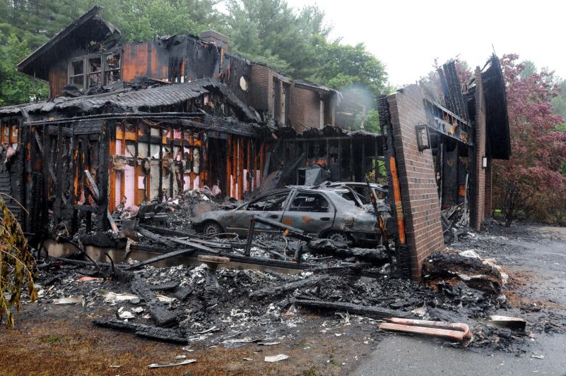 MEC&F Expert Engineers SPONTANEOUS COMBUSTION OF LINSEED OIL Linseed