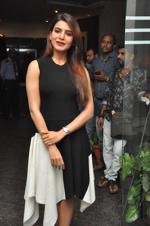 Samantha at Raju Gari Gadhi 2 Success Meet