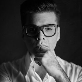 Karan johar wife movies,personal life,age,biography,marriage,house,family name,contact number,tv shows,bahubali,production,address,wedding,date of birth Karan johar wife movies,personal life,age,biography,marriage,house,family name,contact number,tv shows,bahubali,production,address,wedding,date of birth