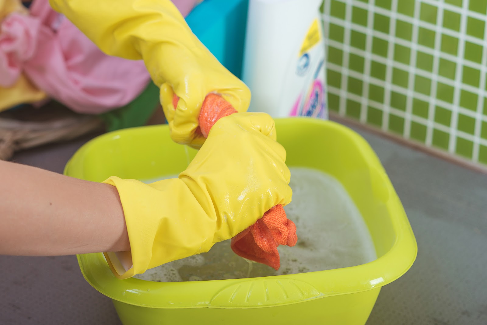 como limpiar tu nevera con bicarbonato