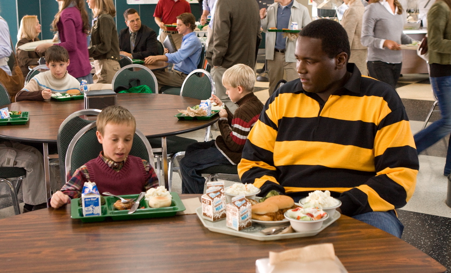 The Rolling Picture: Film Review: The Blind Side