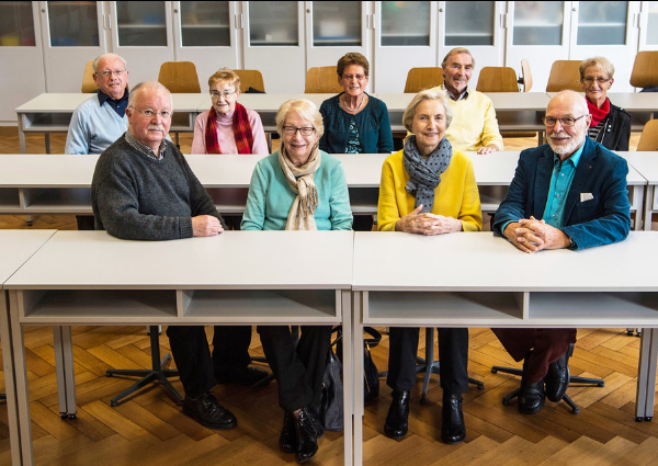 Bewohner Der Fabrikkolonie Liebauthal Libavske Udoli Juni 2015