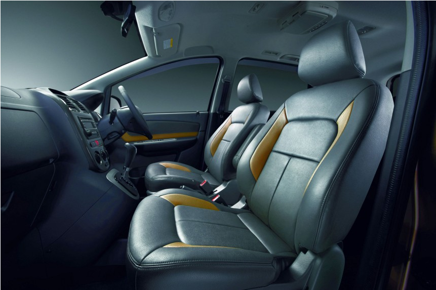 Proton Exora Bold Premium dan Proton Exora Prime Dilengkapi dengan leather seat