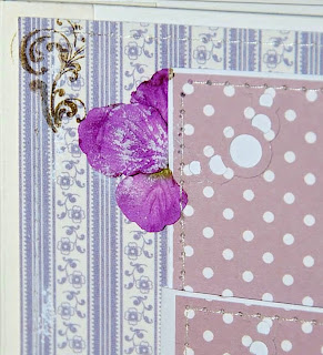 И роза падает с куста...Или нежный альбом в ретро стиле для малышки.