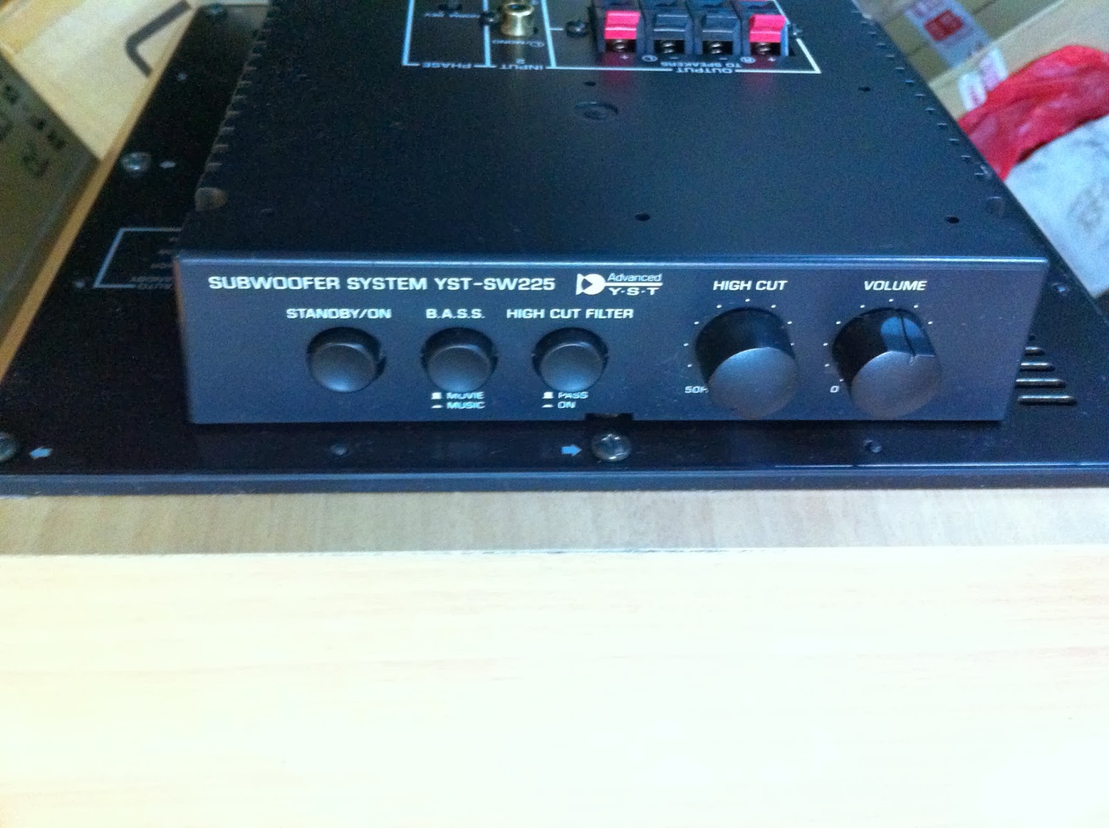 Maxx Audio Visual Yamaha YSTSW225 subwoofer (used)