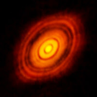 protoplanetary disc HL Tauri