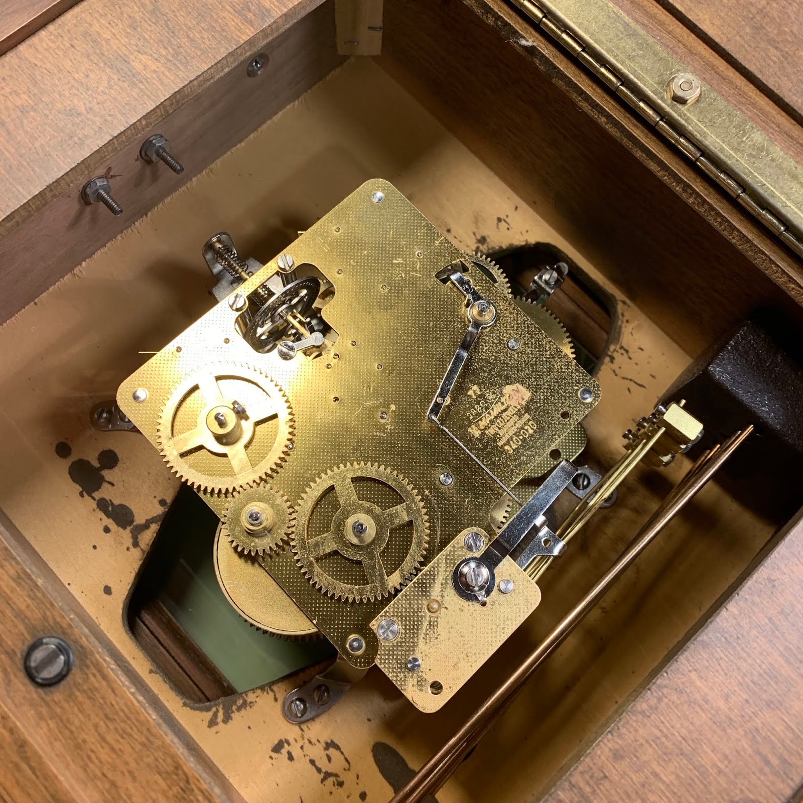 Vintage Hamilton Watch Restoration 1977 Hamilton Mantel Clock