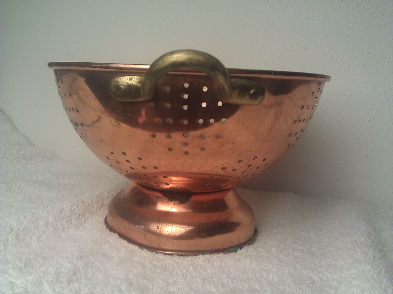 Cleaning House Old 9 inch Copper Colander Kitchen Strainer for sale